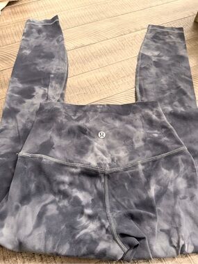 Lululemon High-Rise Leggings - Slate/Gray